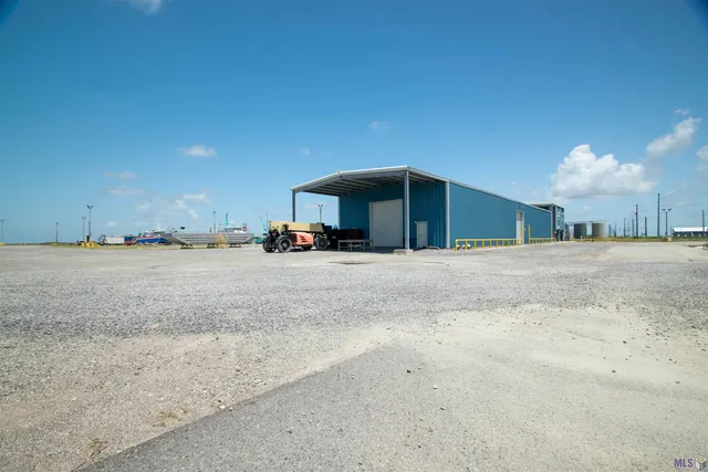 $8,995,000 | 25742 Old Highway 1, Golden Meadow, LA 70357