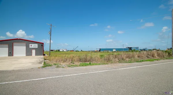 $8,995,000 | 25742 Old Highway 1, Golden Meadow, LA 70357