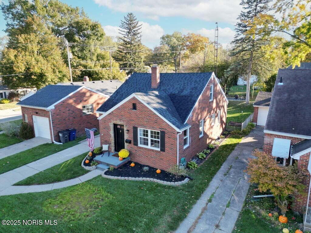 4250 Garrison Road Toledo, OH 43613 - Photo 34 of 48 34-custom-DJI_0194