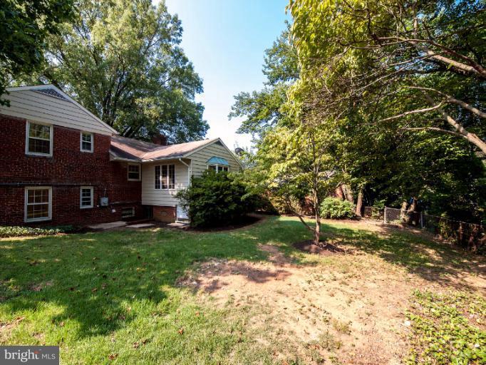 6007 Walton Road Bethesda, MD 20817 - Photo 8 of 28 Exterior (Rear)