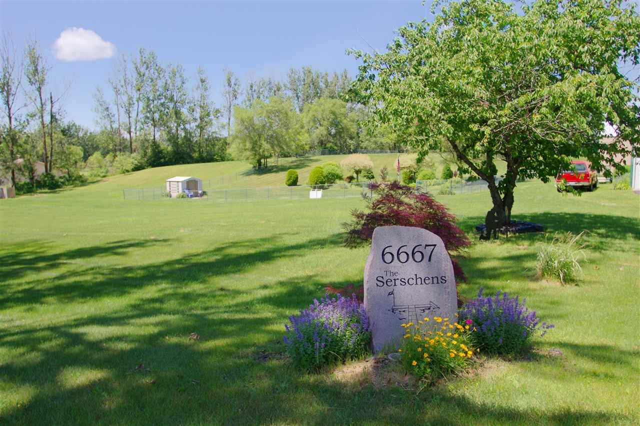 6667 East Harrys Road Traverse City, MI 49684 - Photo 4 of 54 1879097-3.JPG