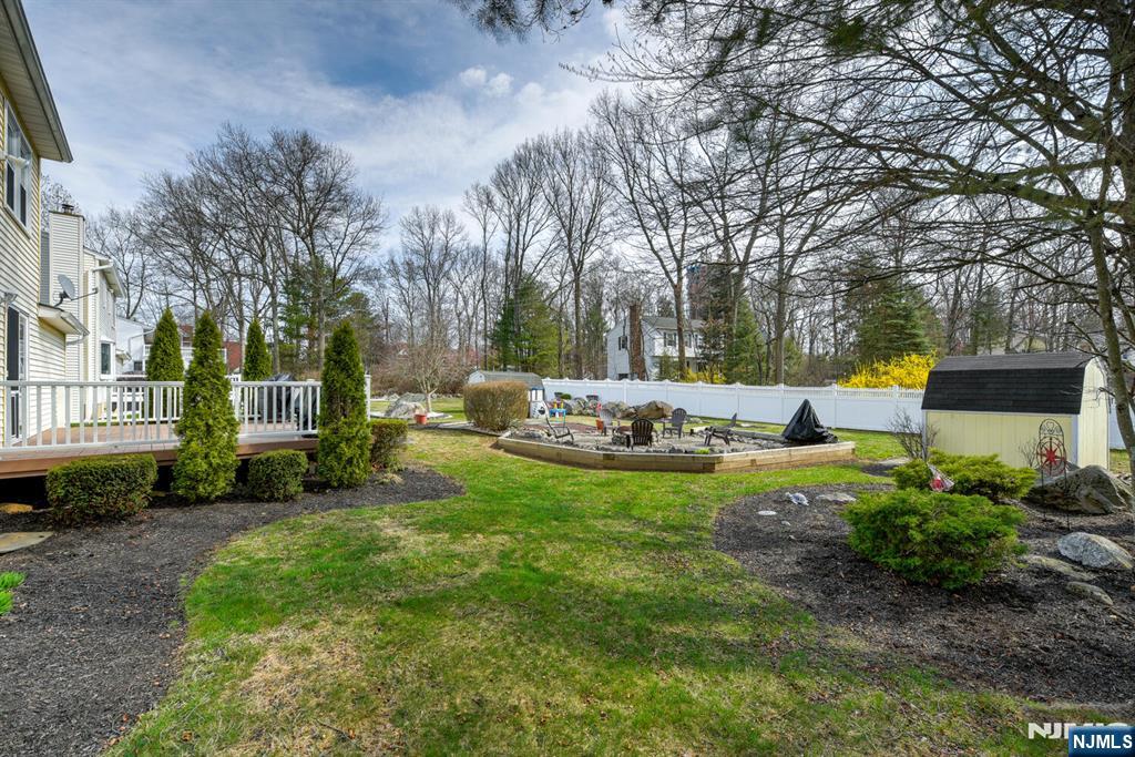 8 Loretta Lane Oak Ridge, NJ 07438 - Photo 28 of 28