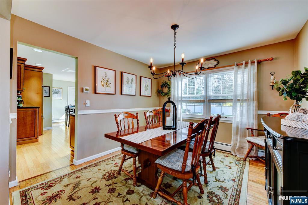 8 Loretta Lane Oak Ridge, NJ 07438 - Photo 6 of 28