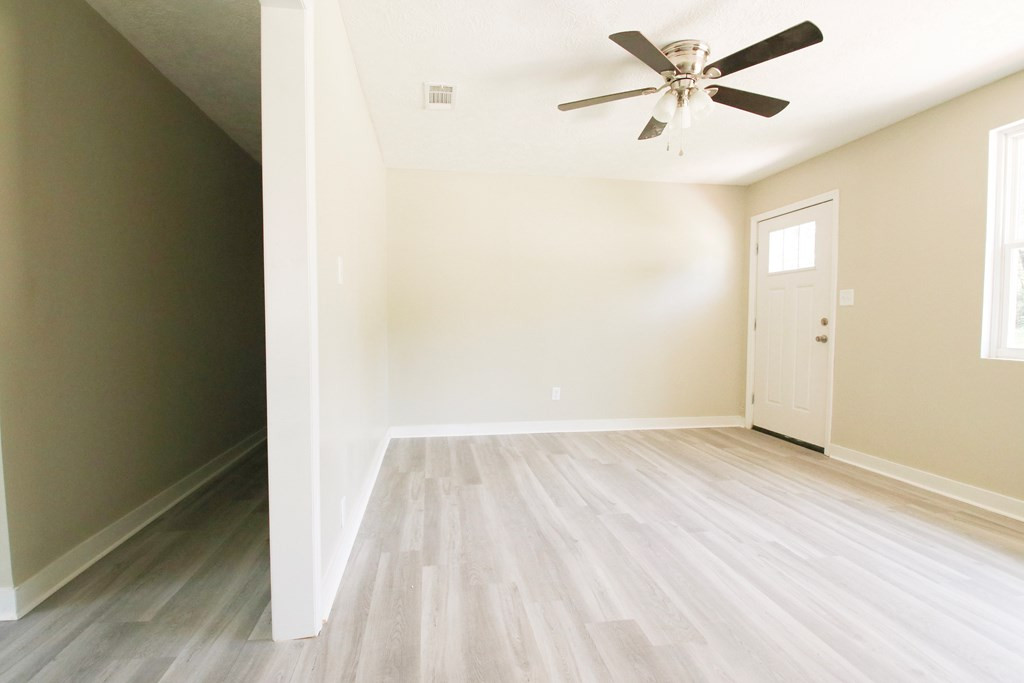 2208 Winston Way Augusta, GA 30906 - Photo 7 of 28 Gallery Image 7