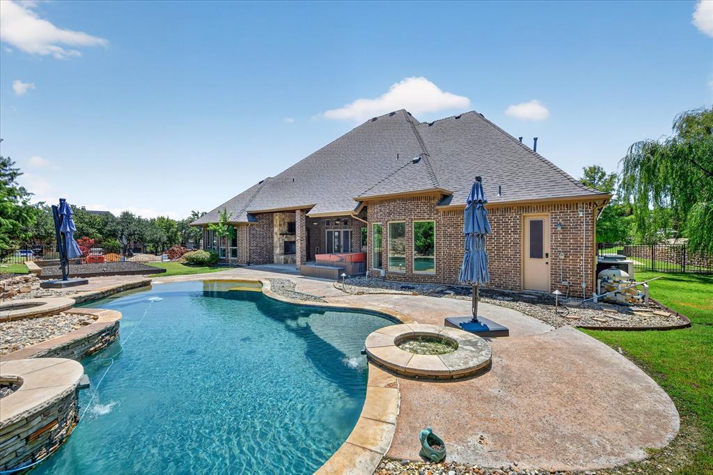 861 Hayden Road Lantana, TX 76226 - Photo 2 of 40
