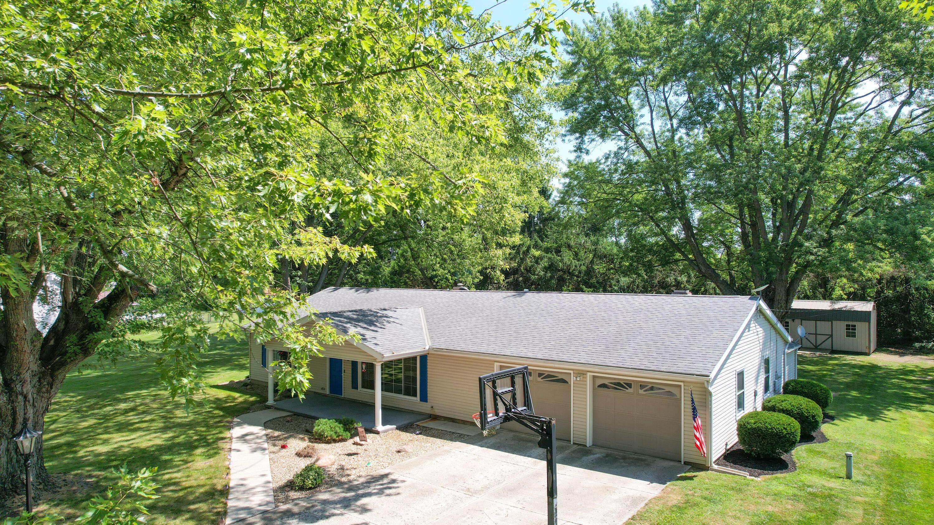 1004 Adare Road Marion, OH 43302 - Photo 22 of 48 DJI_0010