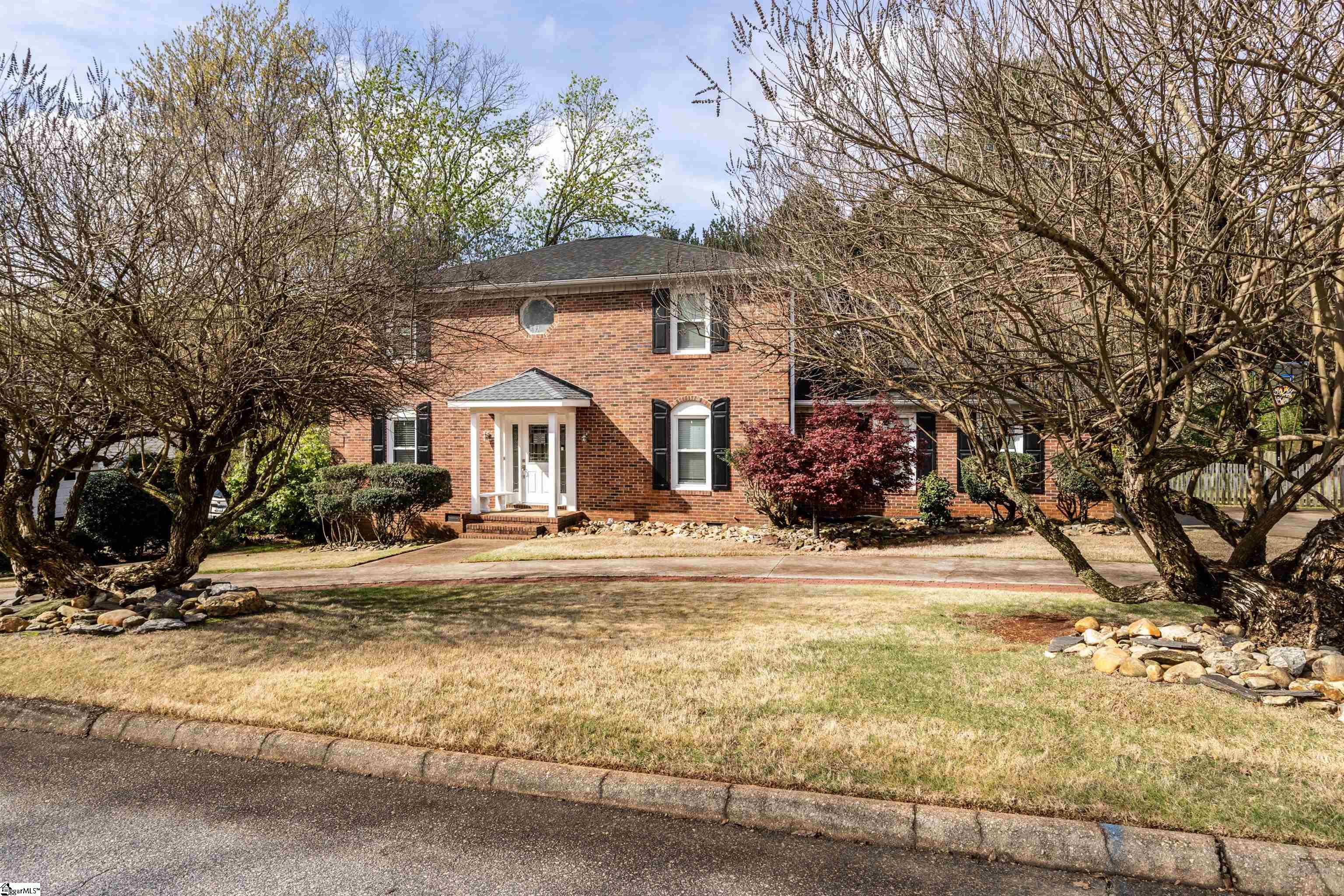 206 Gilderbrook Road Greenville, SC 29615 - Photo 2 of 32 Gallery Image 2