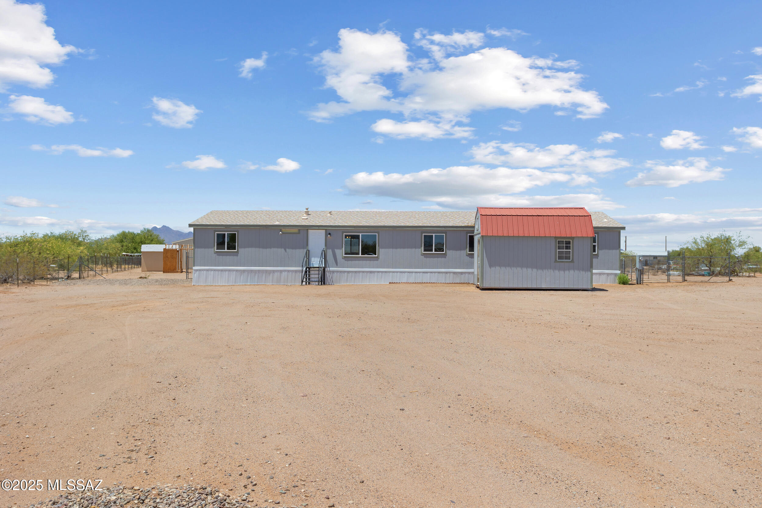 11643 North Derringer Road Marana, AZ 85653 - Photo 1 of 37 Gallery Image 1