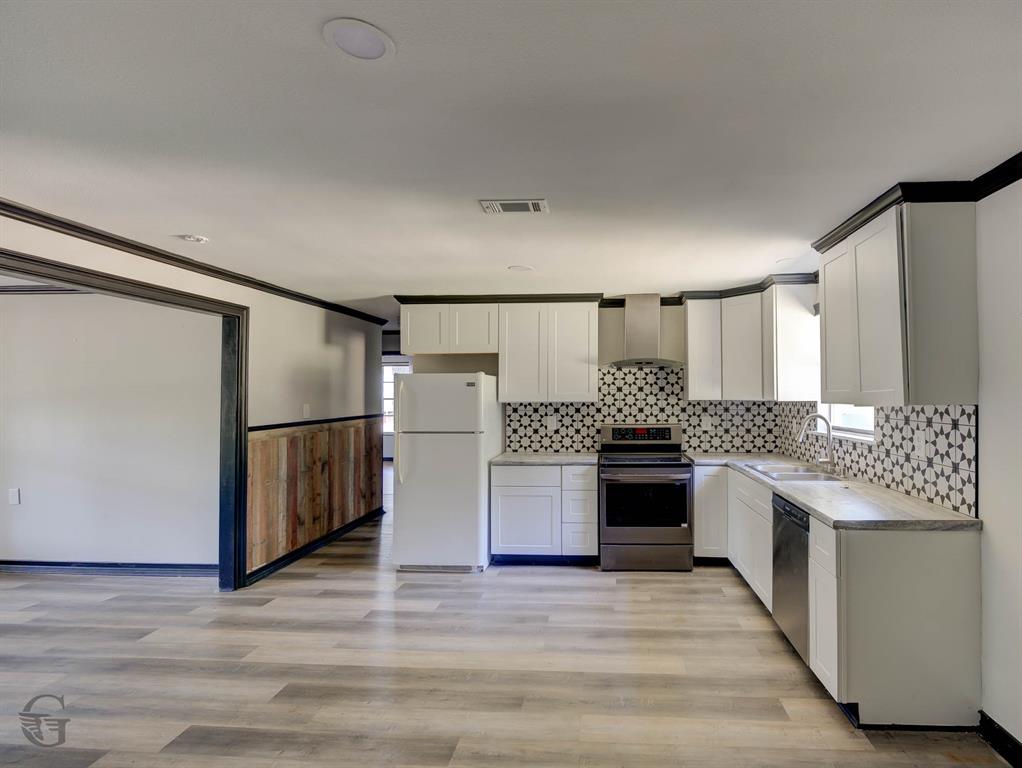 1054 Frontage Road Minden, LA 71055 - Photo 5 of 20 Gallery Image 5