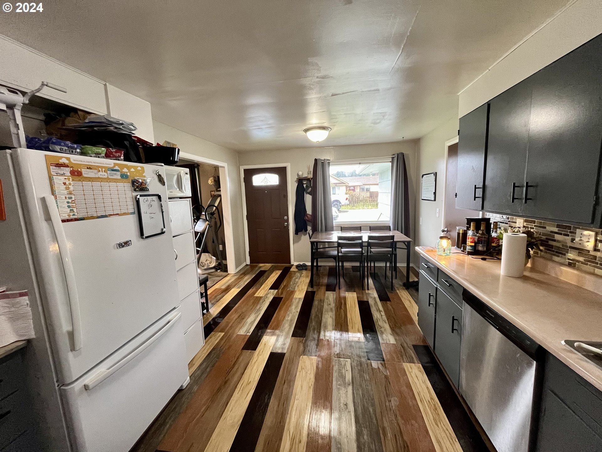 2064 Birch Avenue Reedsport, OR 97467 - Photo 3 of 18 Kitchen