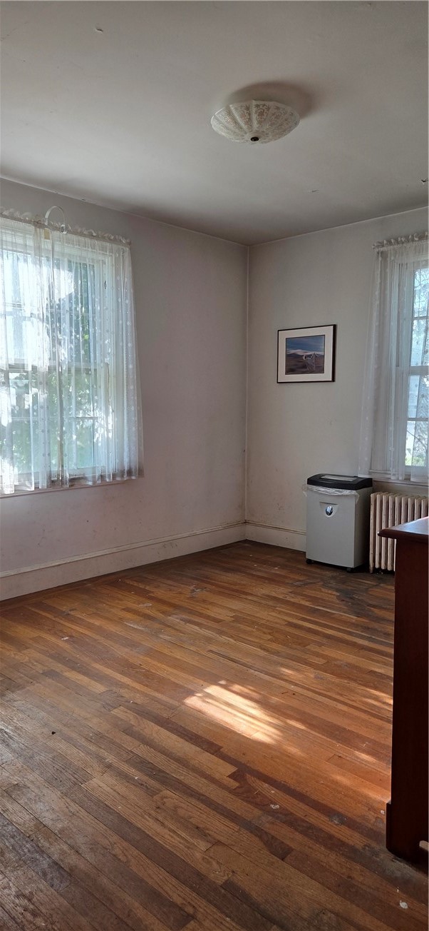 20 Intervale Road Cranston, RI 02910 - Photo 11 of 19 Front bedroom.
