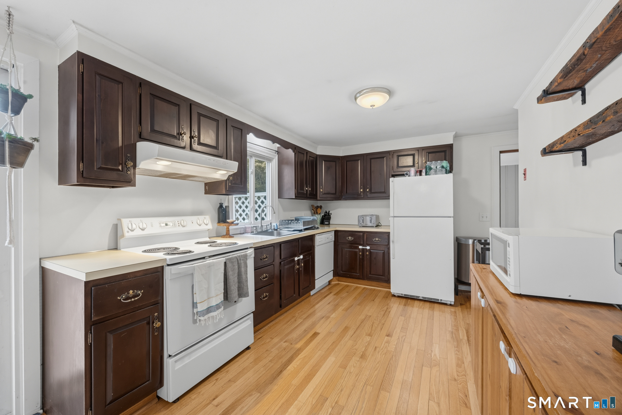 1763 Long Hill Road Guilford, CT 06437 - Photo 15 of 40