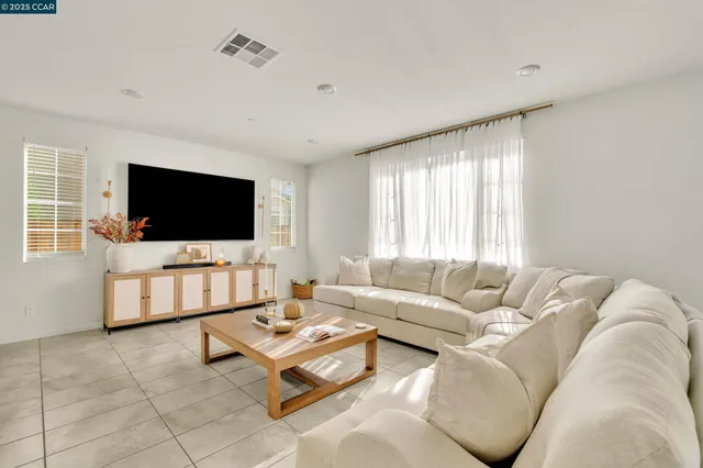 $740,000 | 5487 Alvar Loop, Antioch, CA 94531