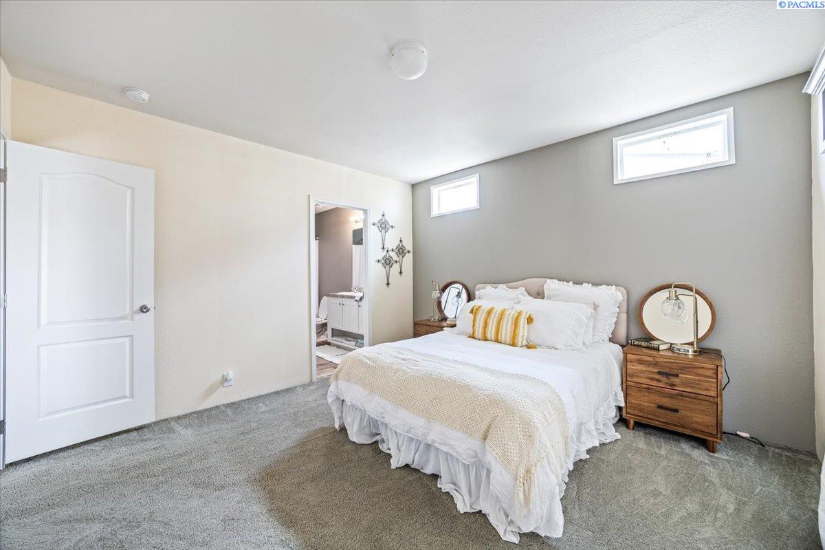 200802 East Game Farm Road, Unit 212 Kennewick, WA 99337 - Photo 14 of 24 Gallery Image 14