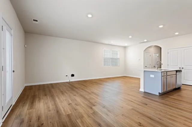 $260,000 | 8 Loebner Lane, Simpsonville, SC 29680