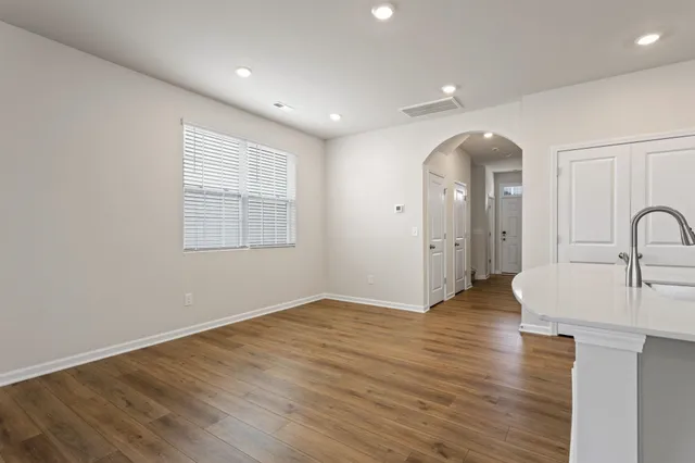 $260,000 | 8 Loebner Lane, Simpsonville, SC 29680