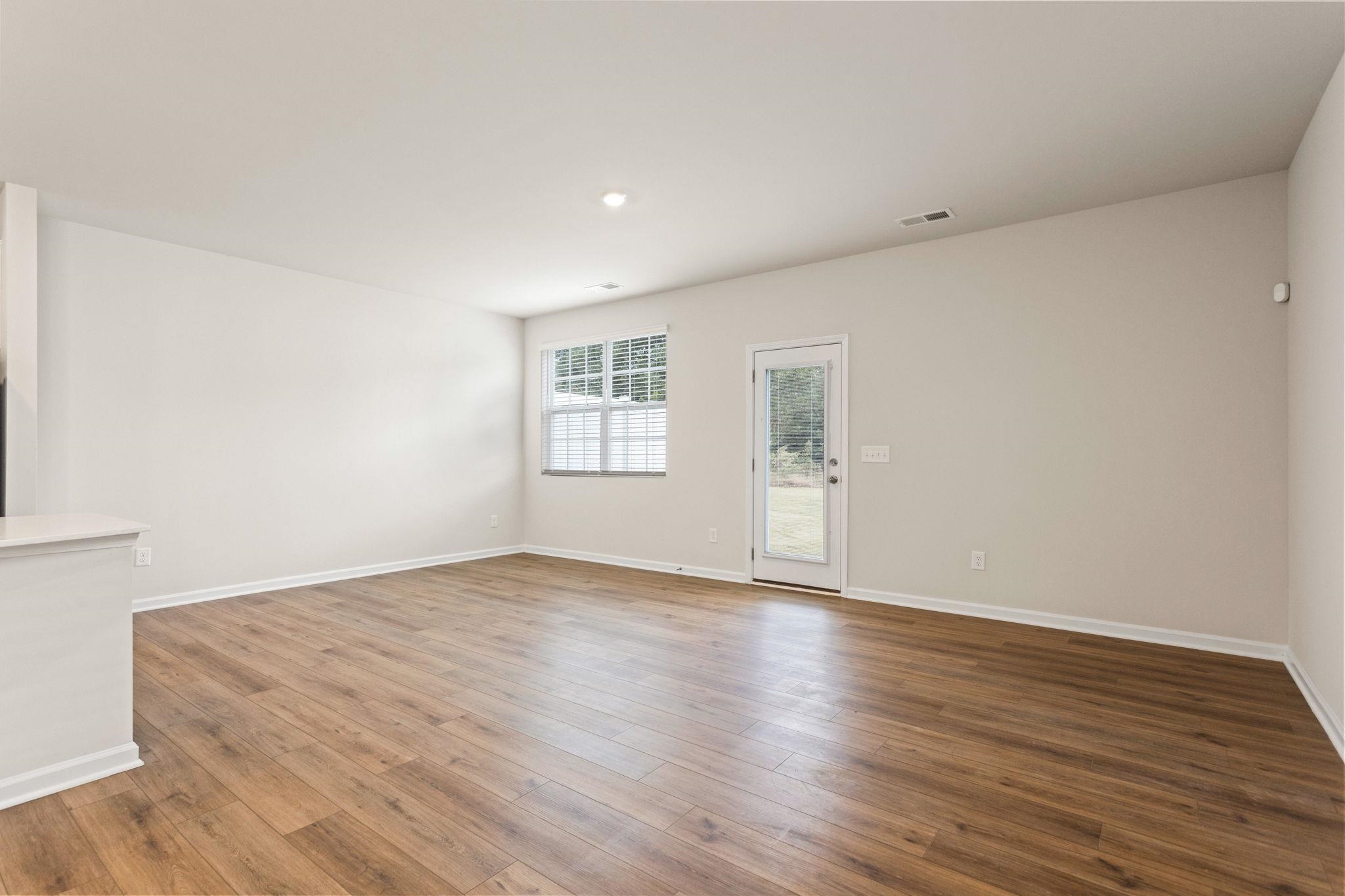 8 Loebner Lane Simpsonville, SC 29680 - Photo 10 of 31