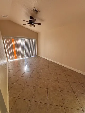 $1,800 | 4838 Cambridge Street, Lake Worth, FL 33463