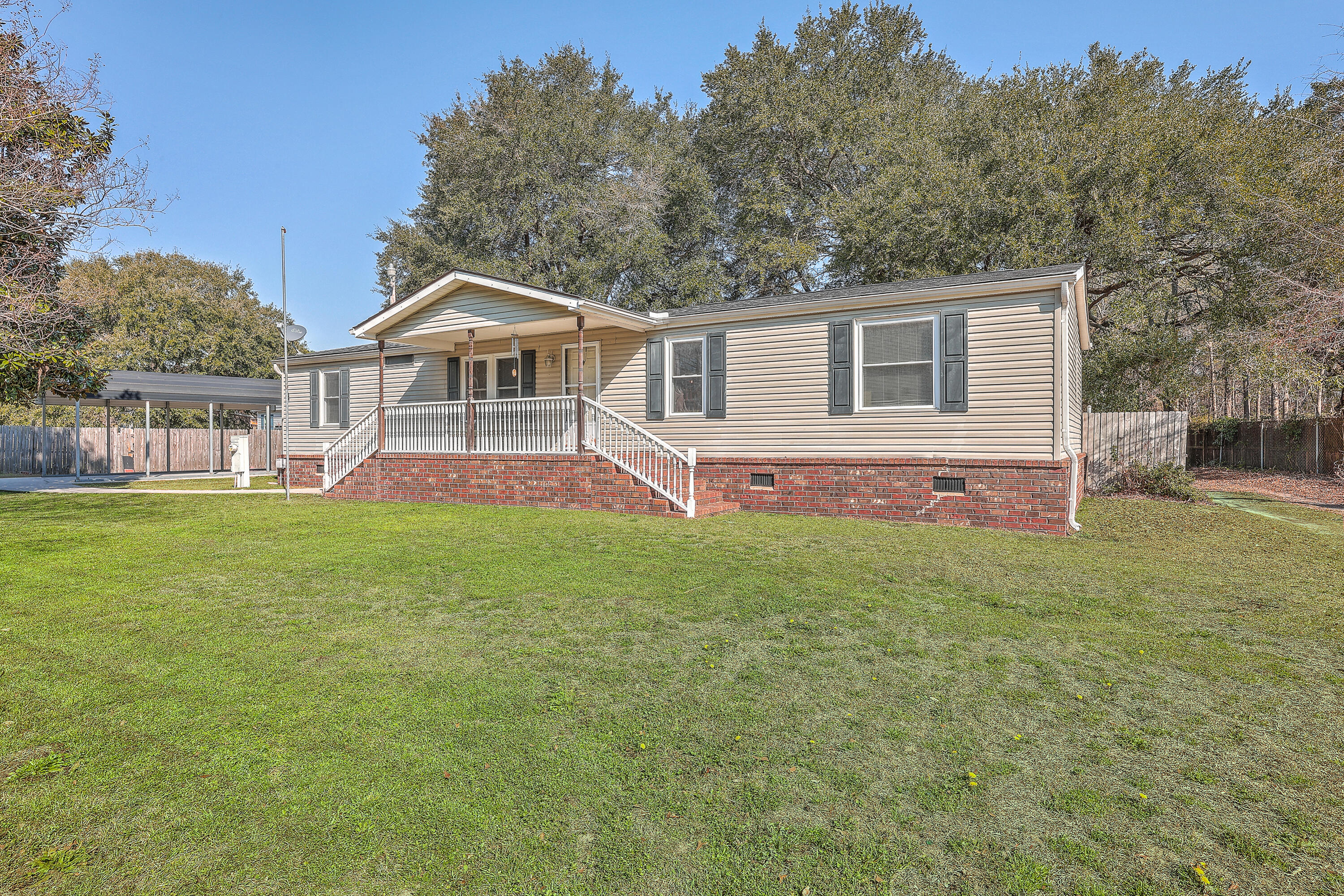 632 Barn Road Bonneau, SC 29431 - Photo 3 of 42 ZYN_4152_3_4_5_6_7_8