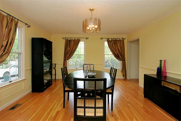 1 Nolan Farm Road Wayland, MA 01778 - Photo 3 of 29 Gallery Image 3