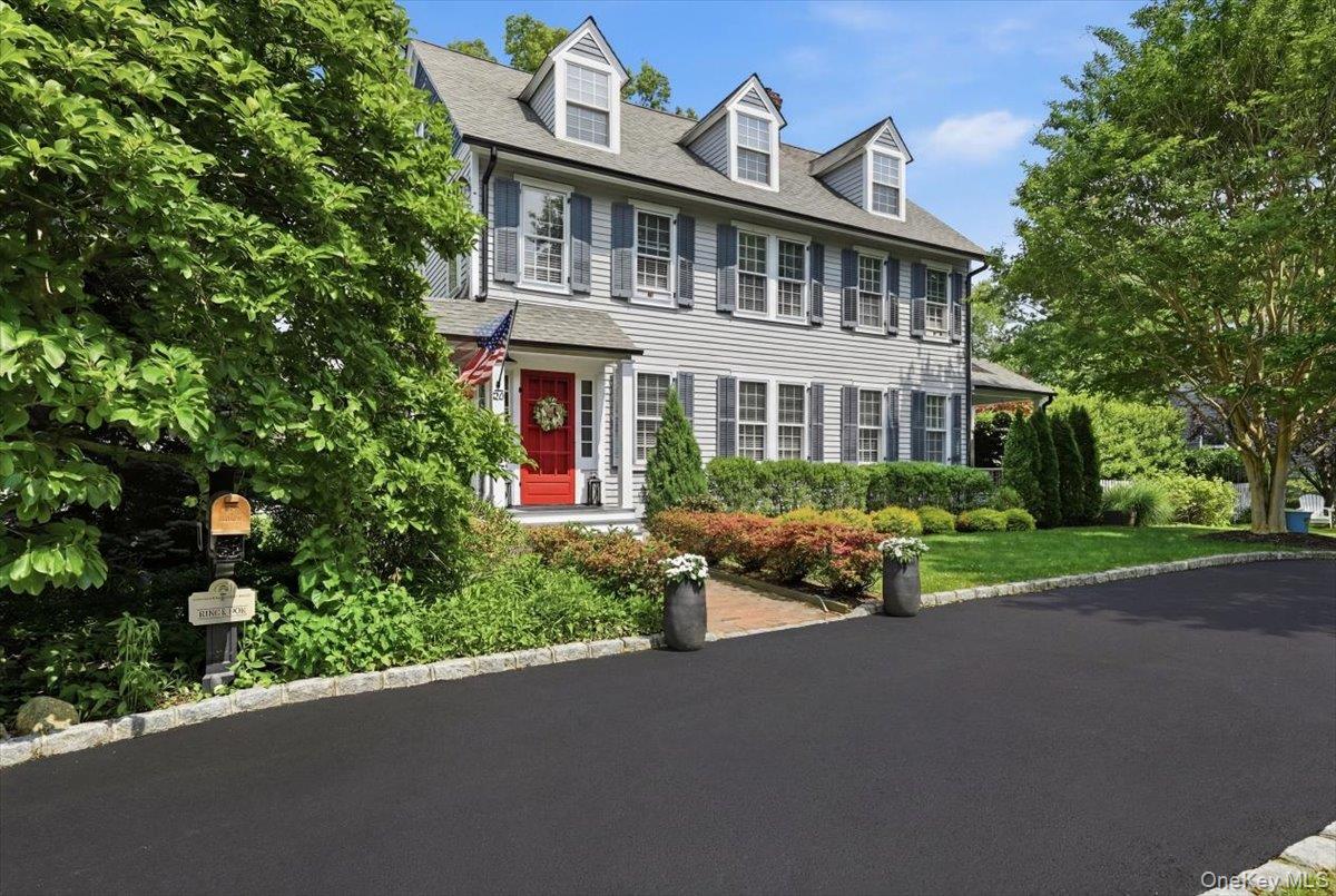 39 Little East Neck Road South Babylon, NY 11702 - Photo 2 of 46