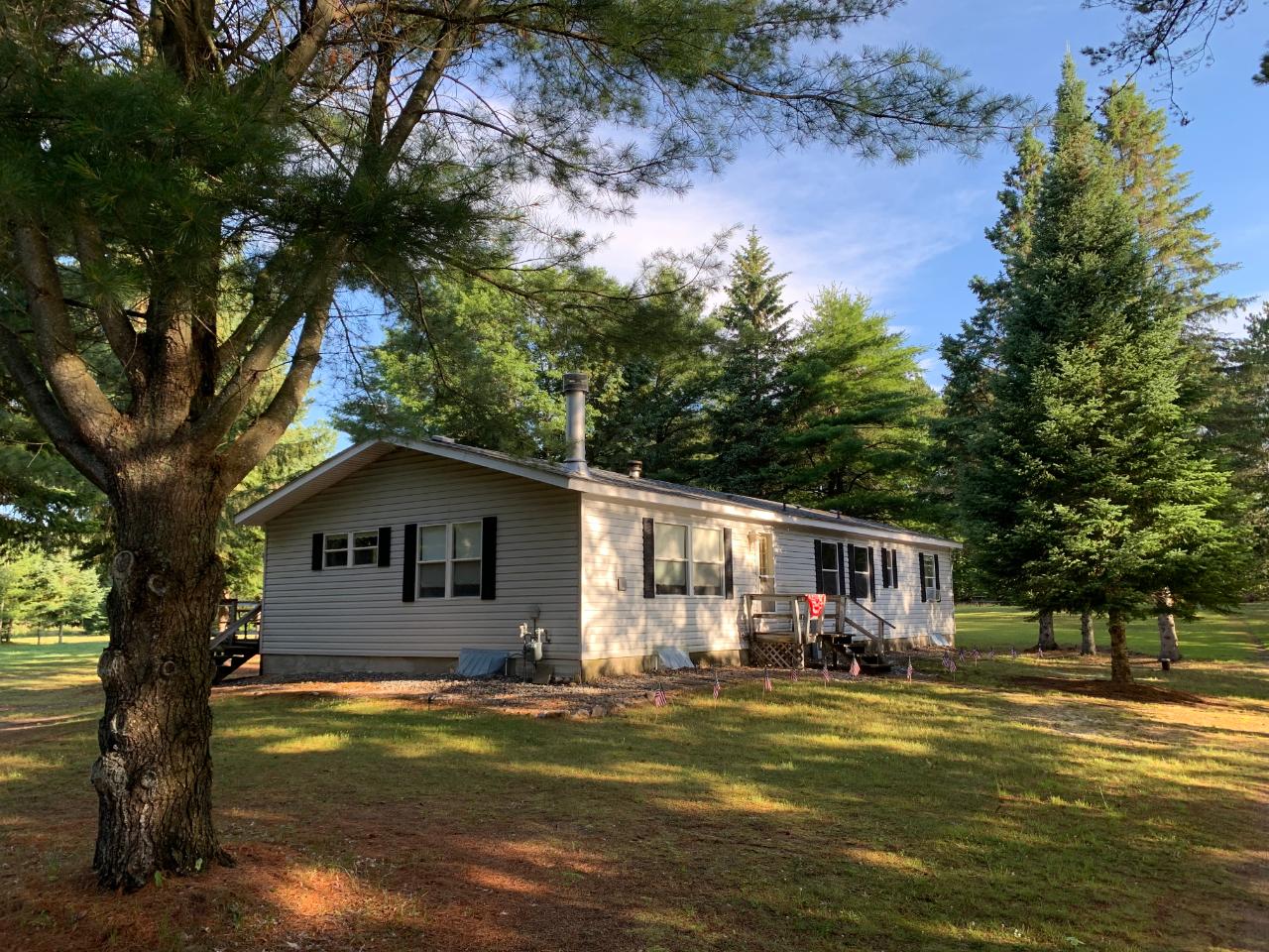 4001 Highway 47 Rhinelander, WI 54501 - Photo 2 of 30 Gallery Image 2