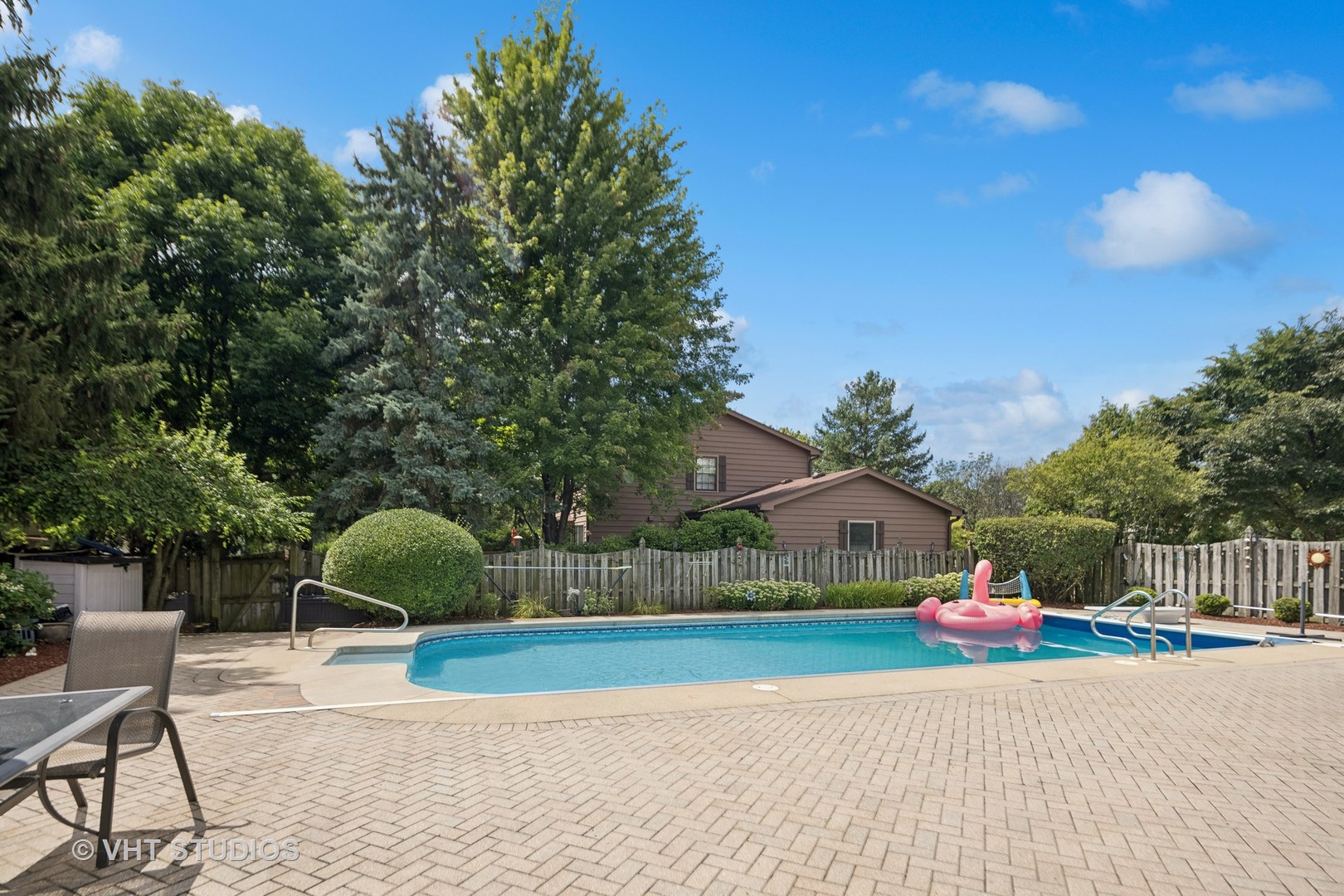 718 Raintree Drive Naperville, IL 60540 - Photo 6 of 41 a house view with a seating space