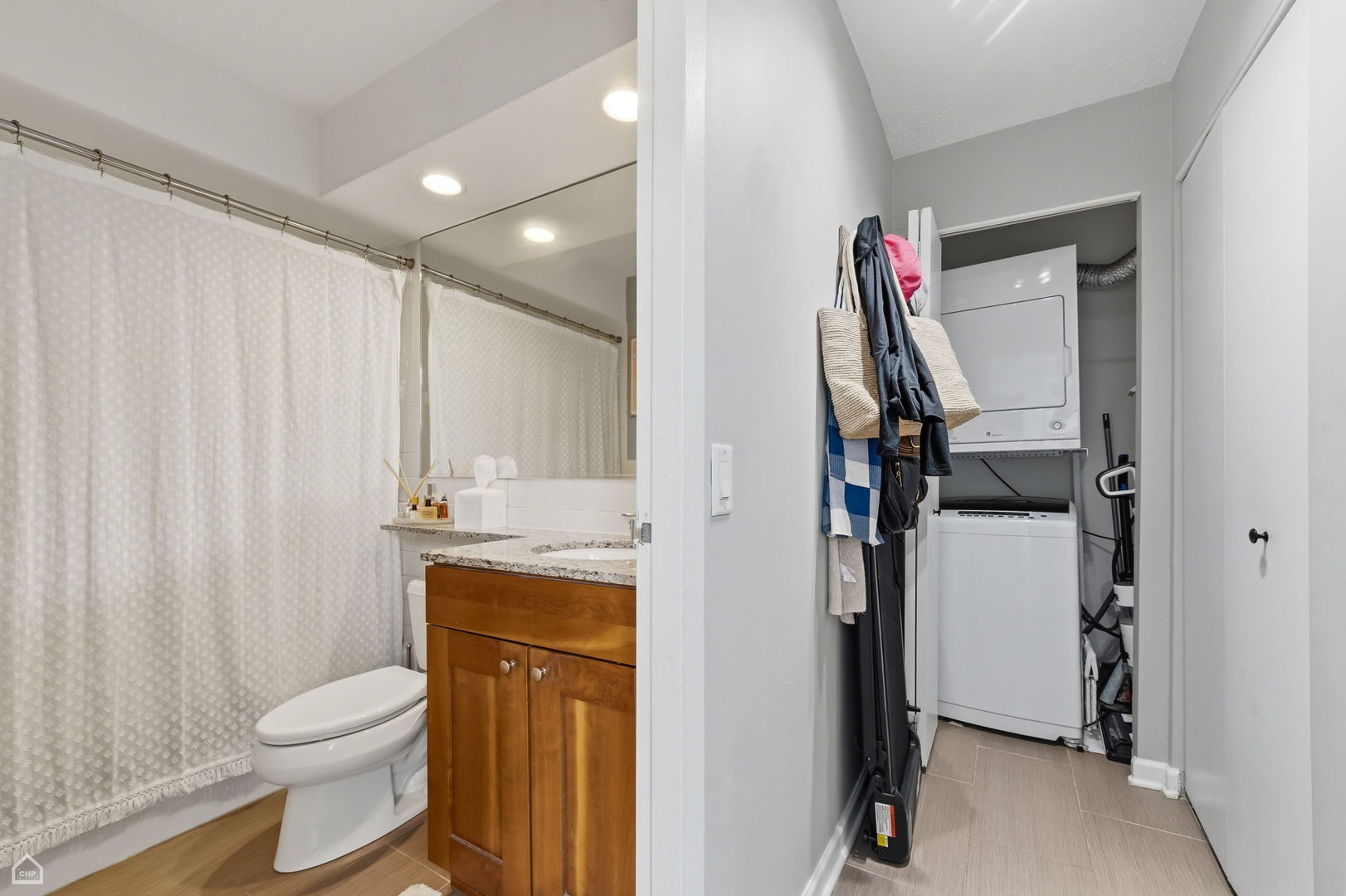 3033 North Sheridan Road, Unit 1609 Chicago, IL 60657 - Photo 9 of 12
