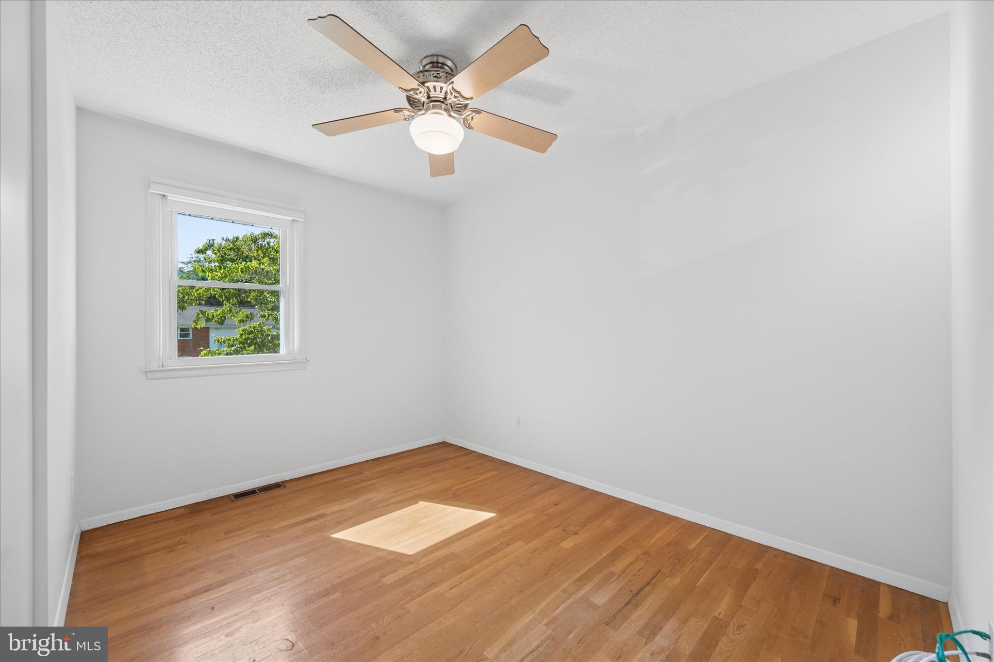 1607 Wise Road Point of Rocks, MD 21777 - Photo 16 of 36 Bedroom 2