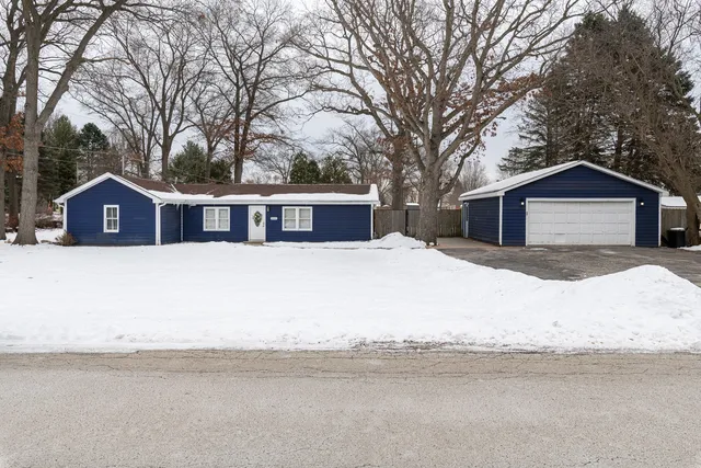 $285,000 | 39285 North Garnett Avenue, Beach Park, IL 60099