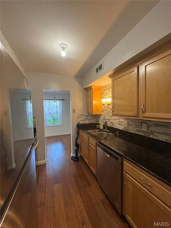 809 North Hanley Road, Unit C St. Louis, MO 63130 - Photo 4 of 15