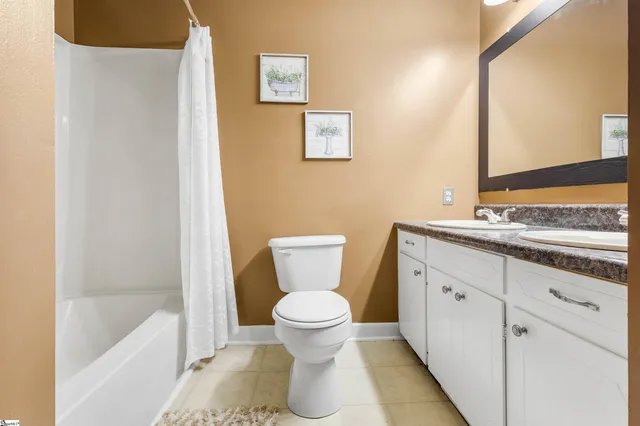 $194,900 | 108 Edgewood Drive, Laurens, SC 29360