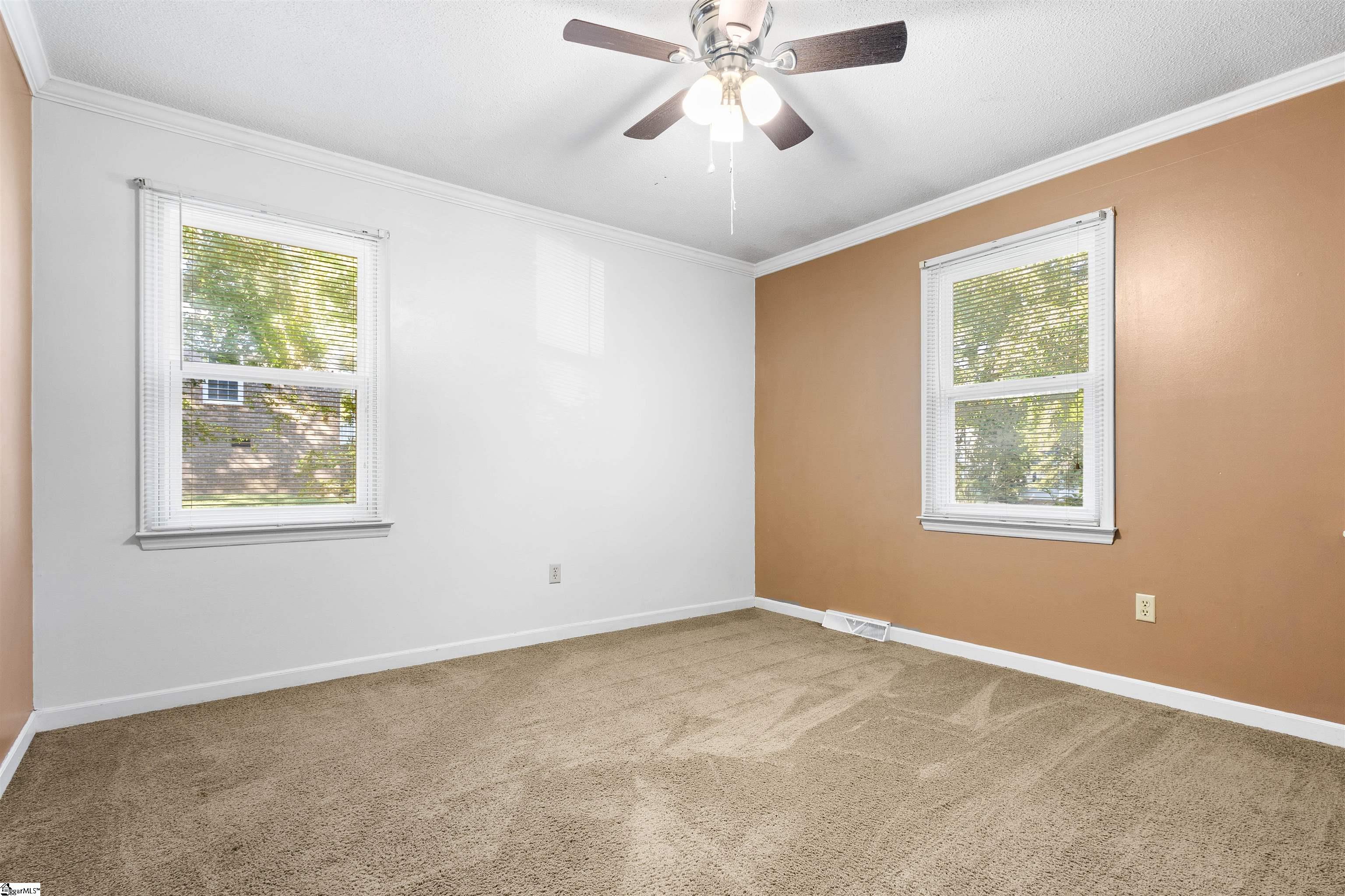 108 Edgewood Drive Laurens, SC 29360 - Photo 21 of 27