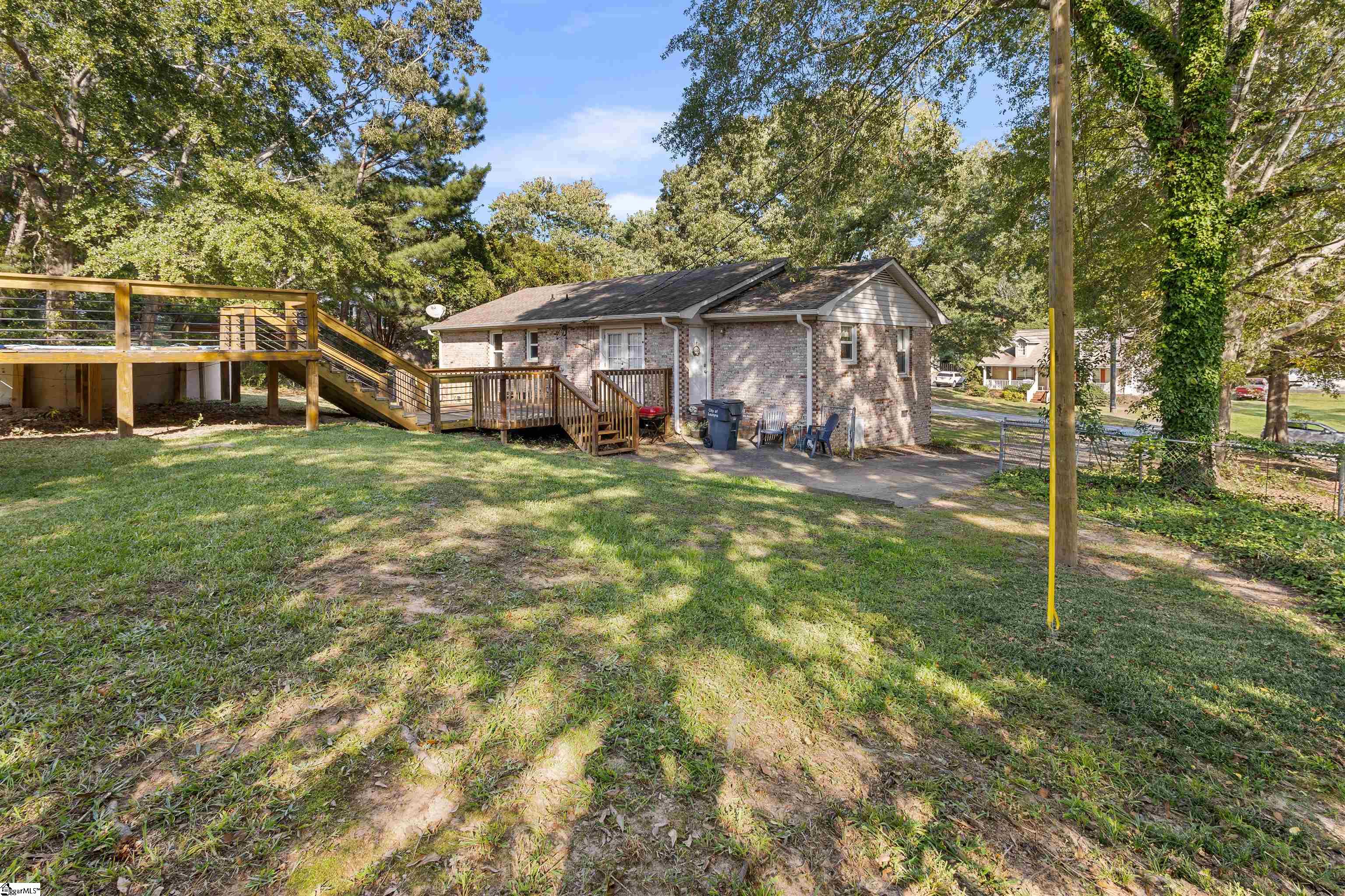 108 Edgewood Drive Laurens, SC 29360 - Photo 23 of 27