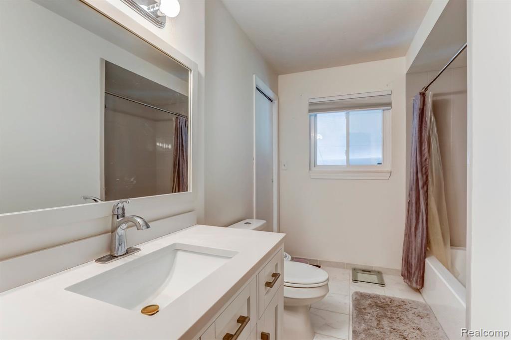 23805 Griswold Road South Lyon, MI 48178 - Photo 14 of 25 Gallery Image 14
