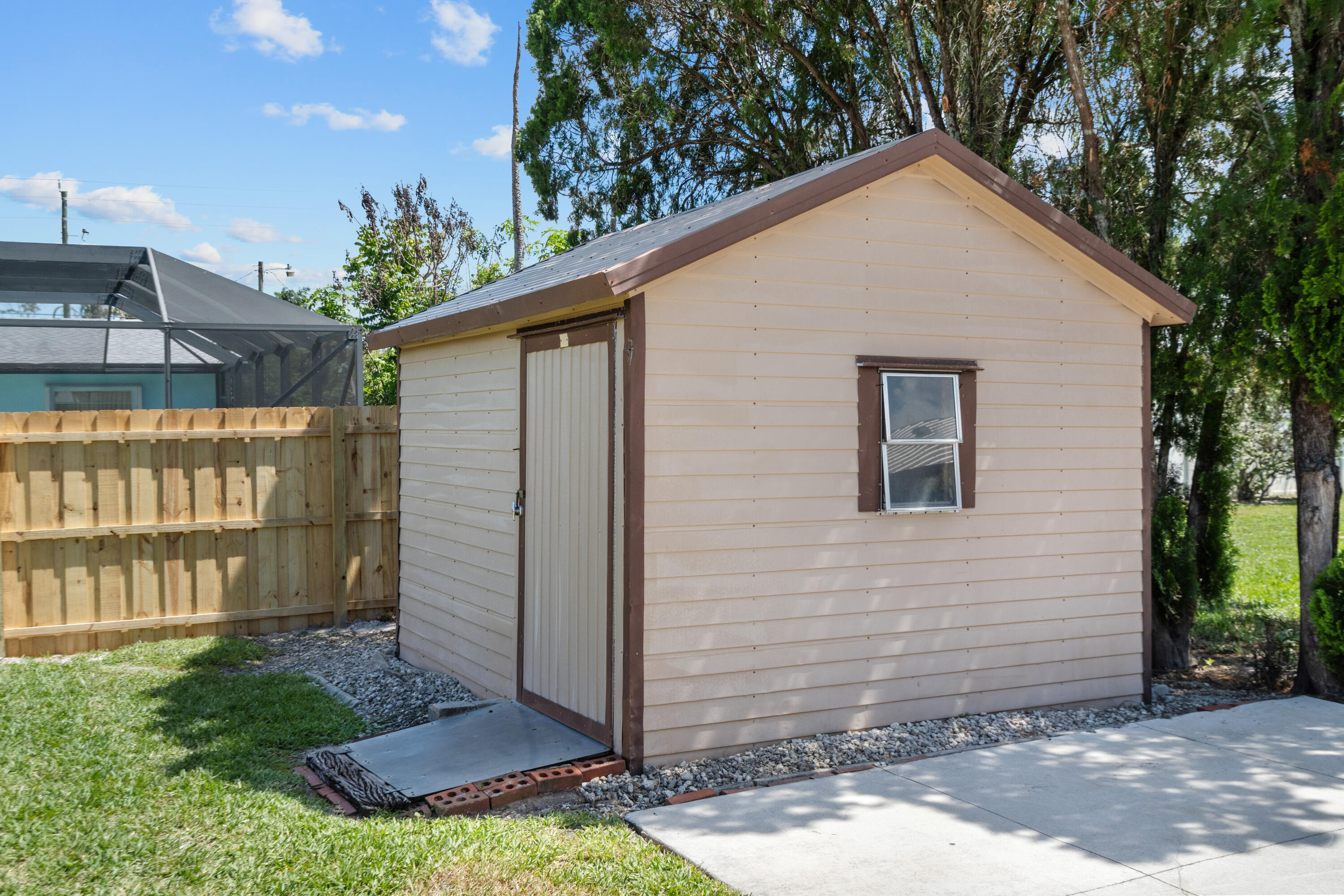 4824 Southeast Pilot Way Stuart, FL 34997 - Photo 8 of 52 DSC08245