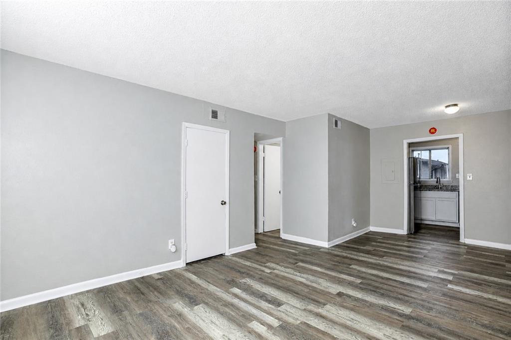 2045 Alison Court Southwest, Unit 3 Atlanta, GA 30311 - Photo 4 of 16