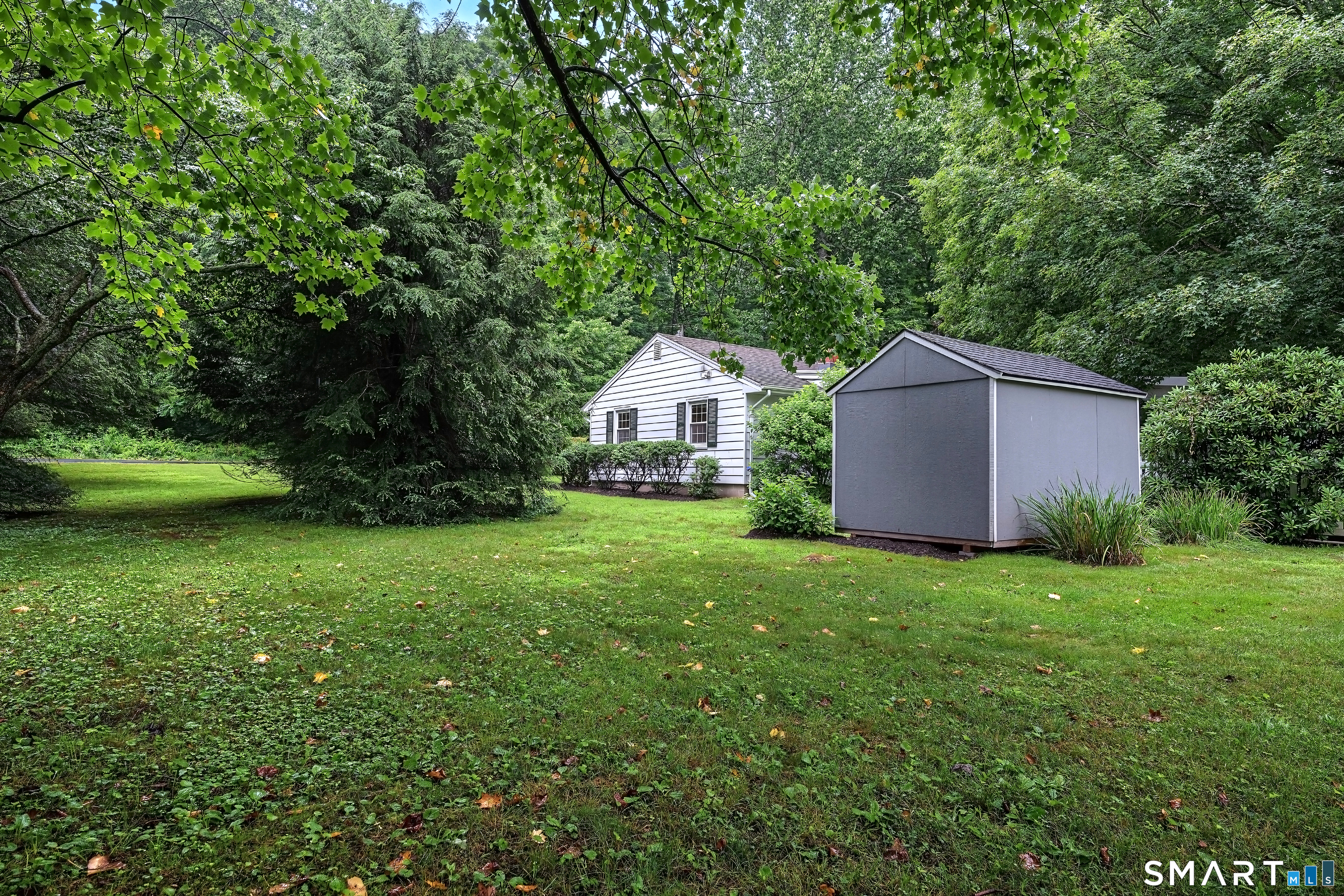 80 Dennison Road Essex, CT 06426 - Photo 25 of 30