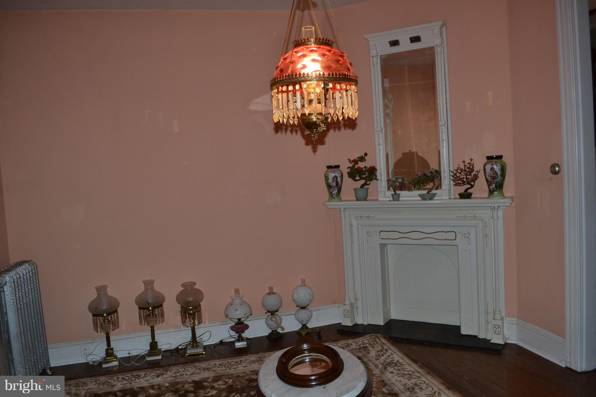 4808 Butler Road Glyndon, MD 21136 - Photo 6 of 30 Living Room