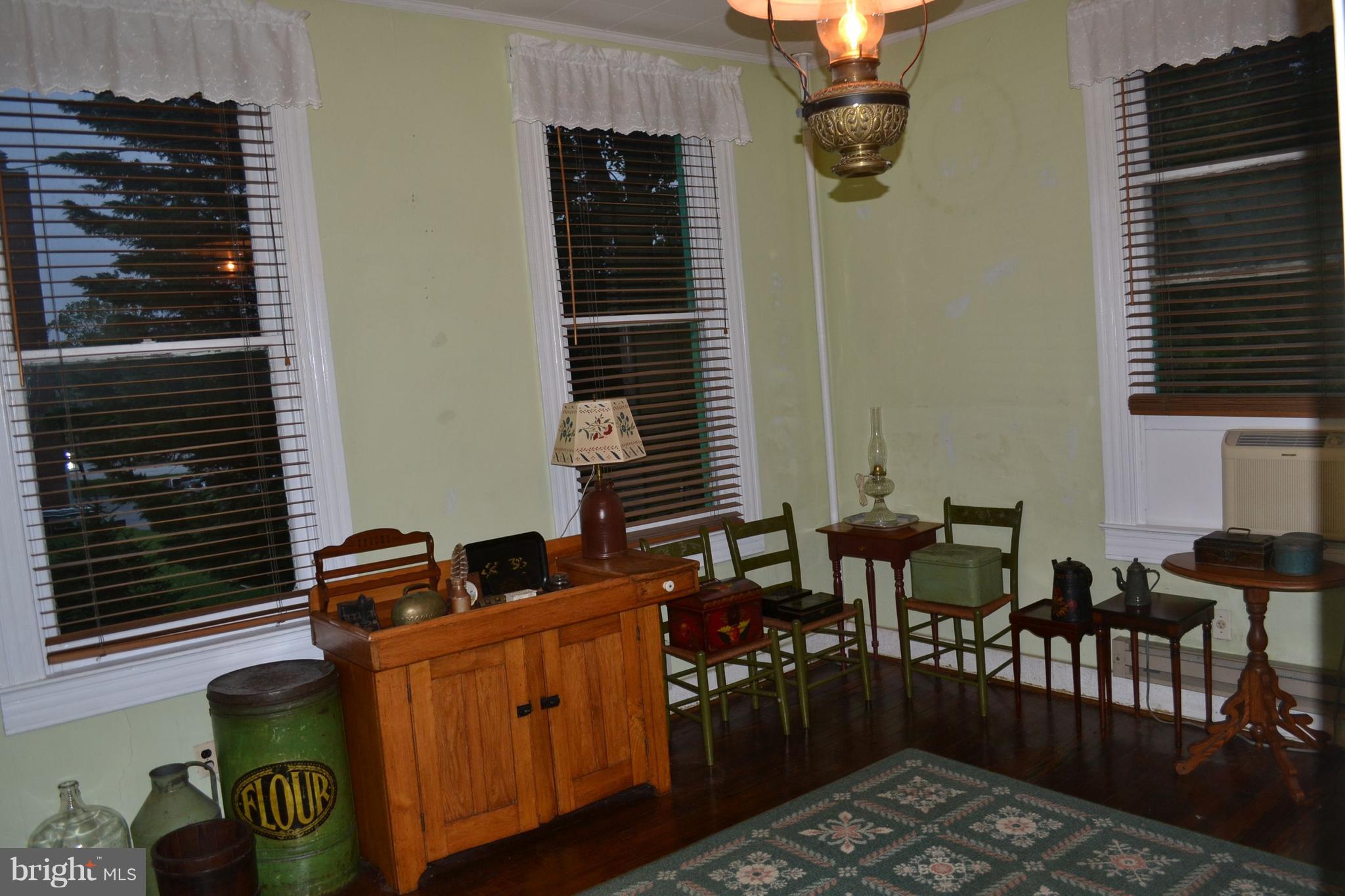 4808 Butler Road Glyndon, MD 21136 - Photo 7 of 30 Dining Room
