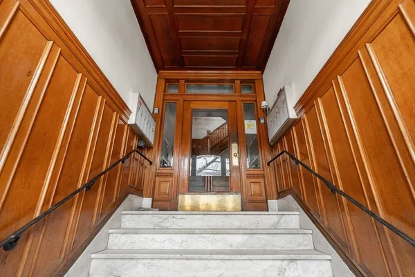 $799,000 | 1407 Beacon Street, Unit 4, Brookline, MA 02446