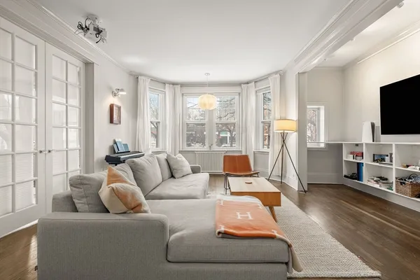 $799,000 | 1407 Beacon Street, Unit 4, Brookline, MA 02446