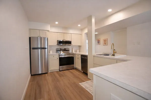 $2,200 | 3314 North 68th Street, Unit 233, Scottsdale, AZ 85251