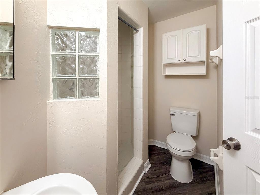 4003 Southwest 27th Street, Unit 13 Gainesville, FL 32608 - Photo 5 of 24