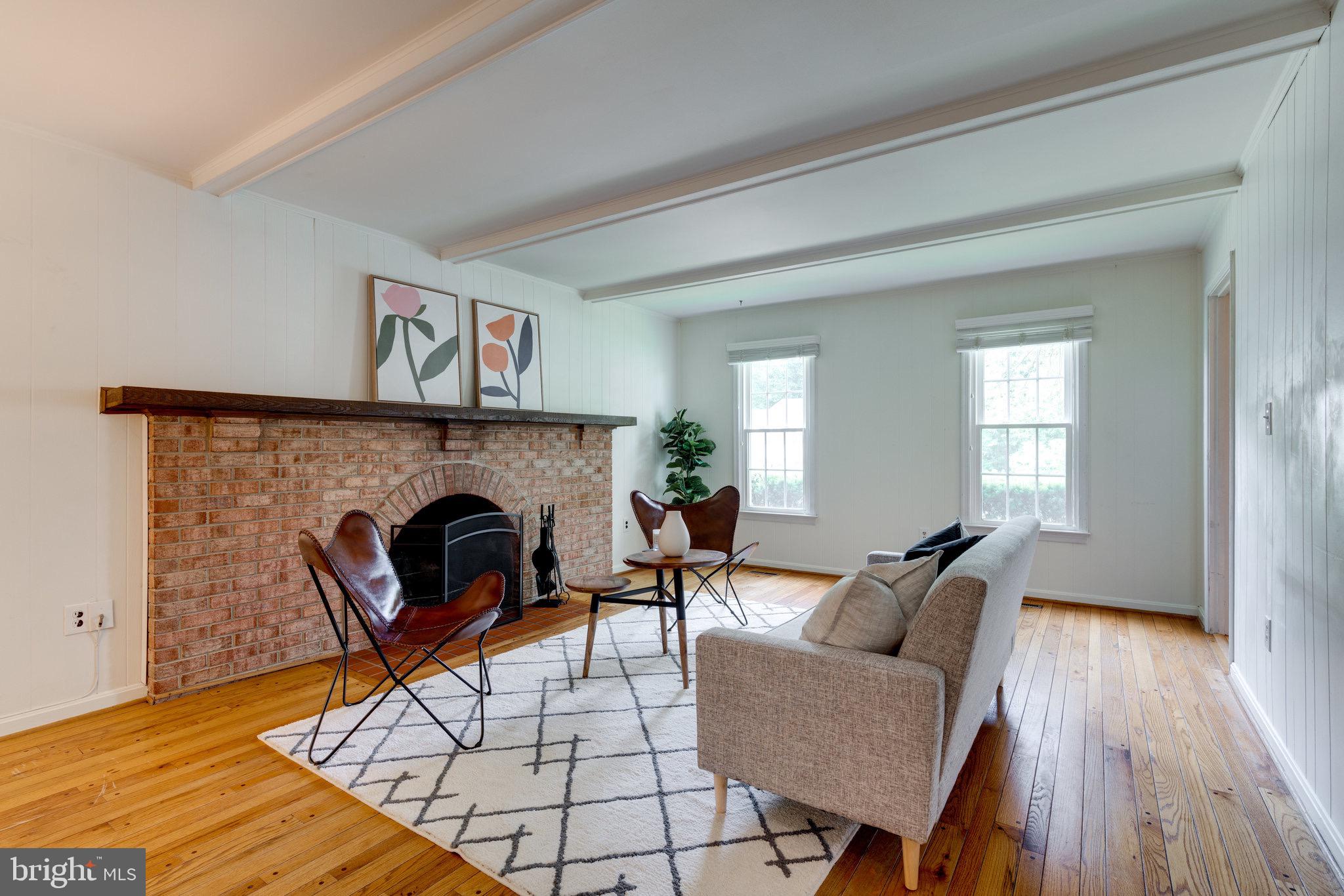 7811 Cliffside Court Springfield, VA 22153 - Photo 20 of 53 Large Family Room w/ Fire Place