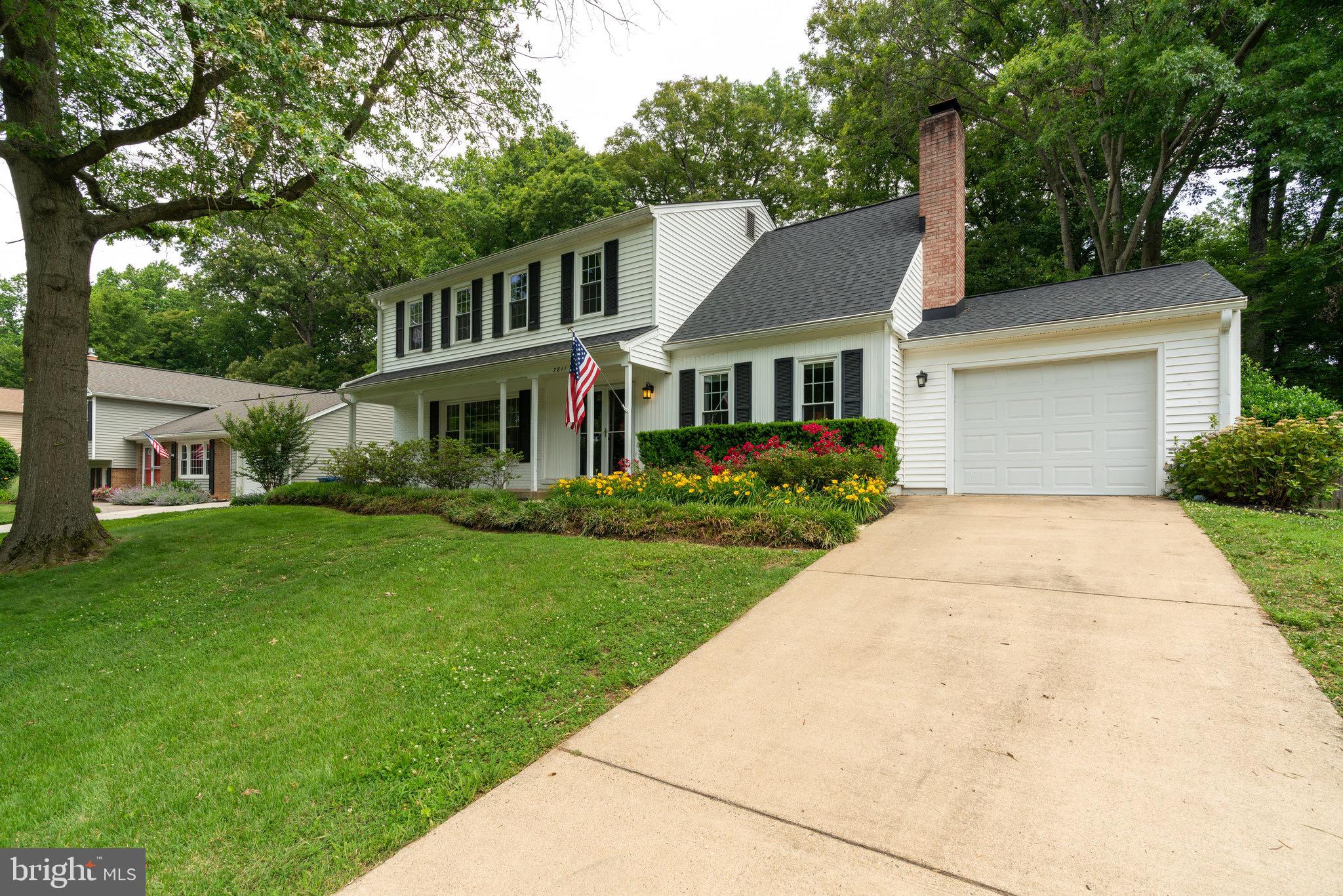 7811 Cliffside Court Springfield, VA 22153 - Photo 4 of 53 Outstanding Curb Appeal