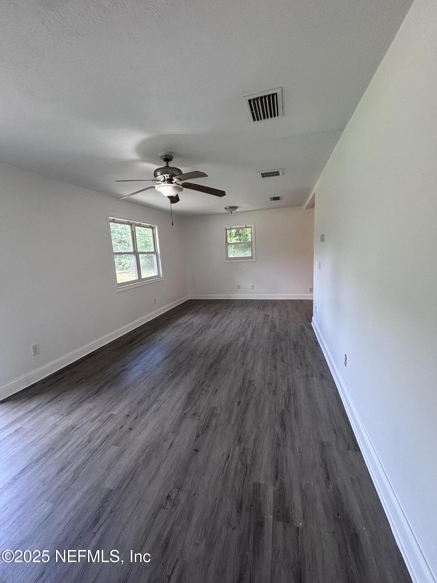 86313 Cardinal Road Yulee, FL 32097 - Photo 4 of 20 IMG_4481