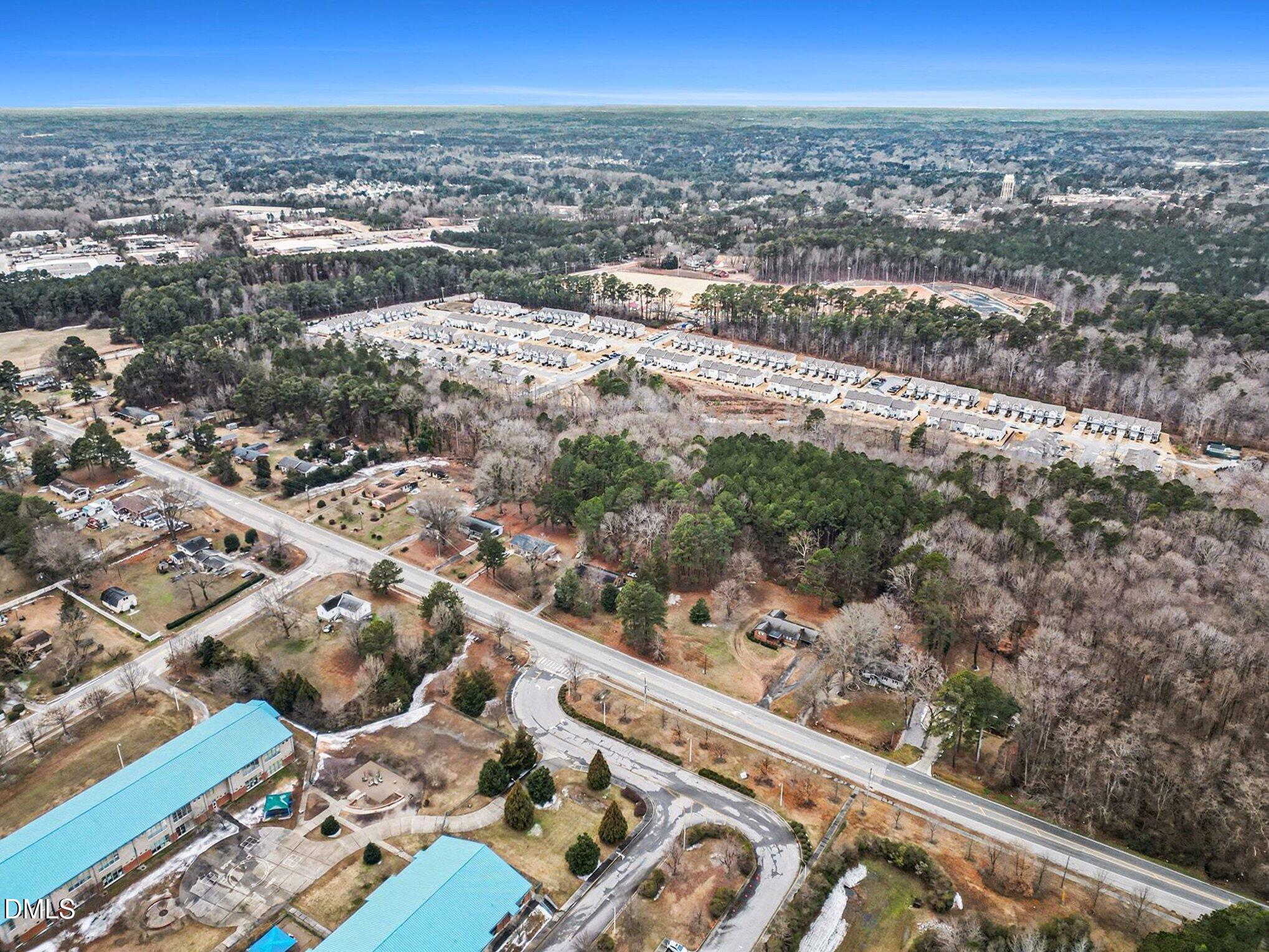 5548 Jones Sausage Road Garner, NC 27529 - Photo 11 of 19 011_file_9502