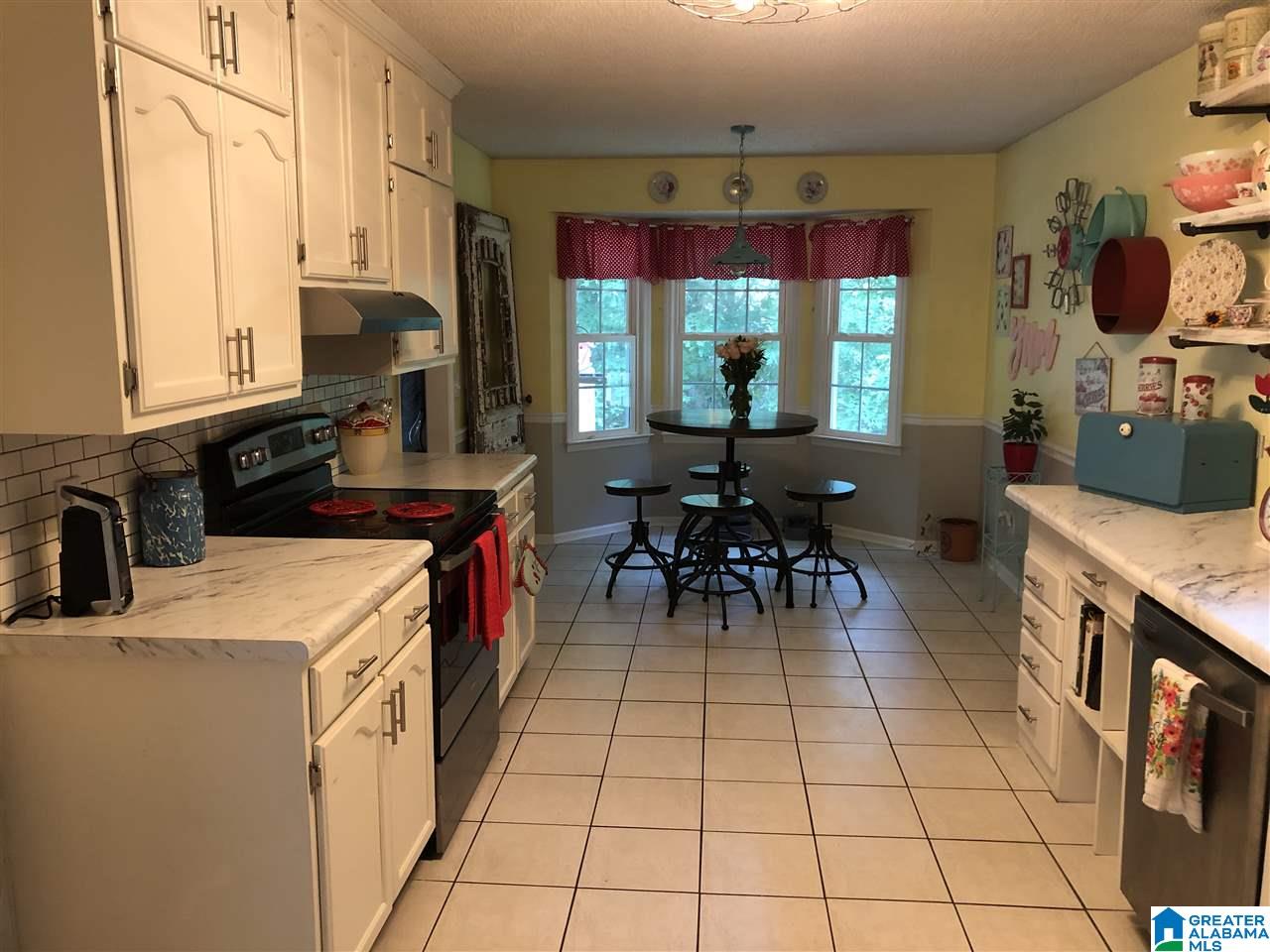 6033 Mockingbird Lane Pinson, AL 35126 - Photo 11 of 34