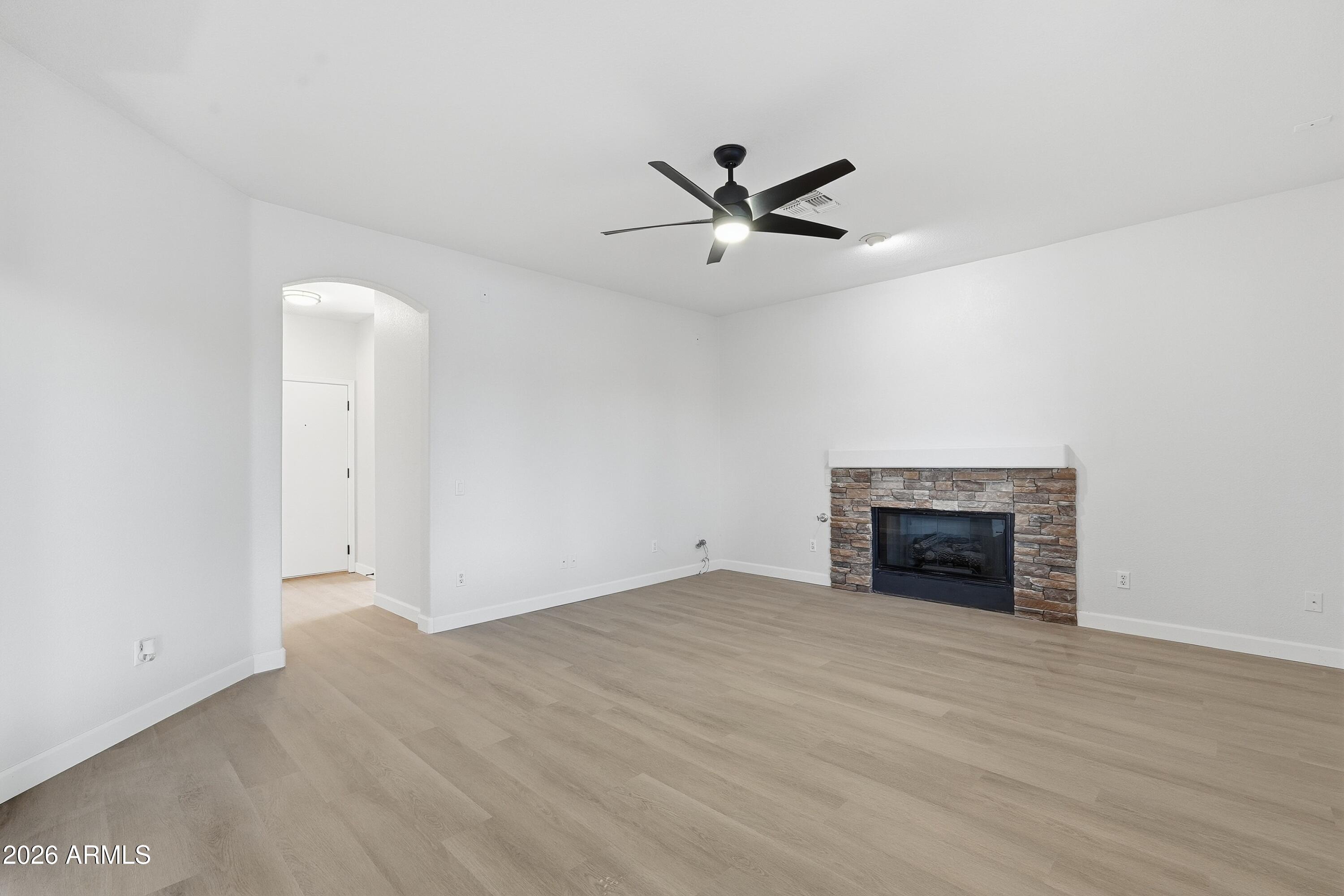 1491 West Blue Ridge Way Chandler, AZ 85248 - Photo 6 of 27 012_ListerPros (42)